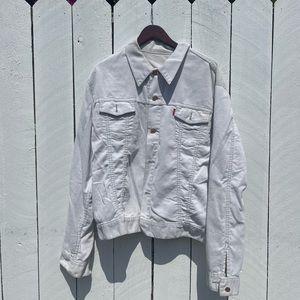 COPY - Vintage white Levi’s corduroy jacket